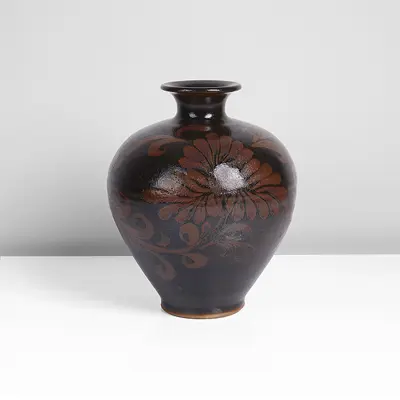 Ceramic artwork from Maak collection