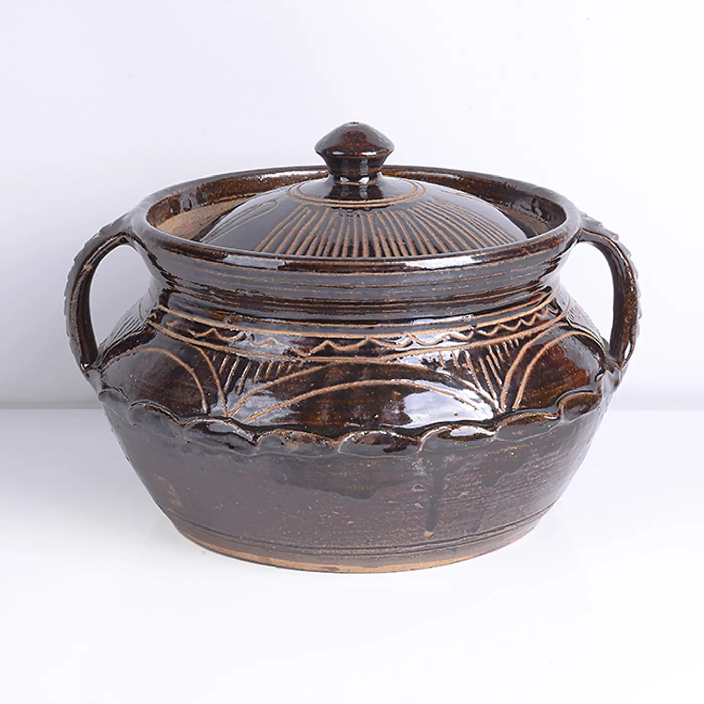 Ceramic artwork from Maak collection