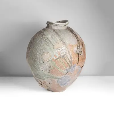 Ceramic artwork from Maak collection