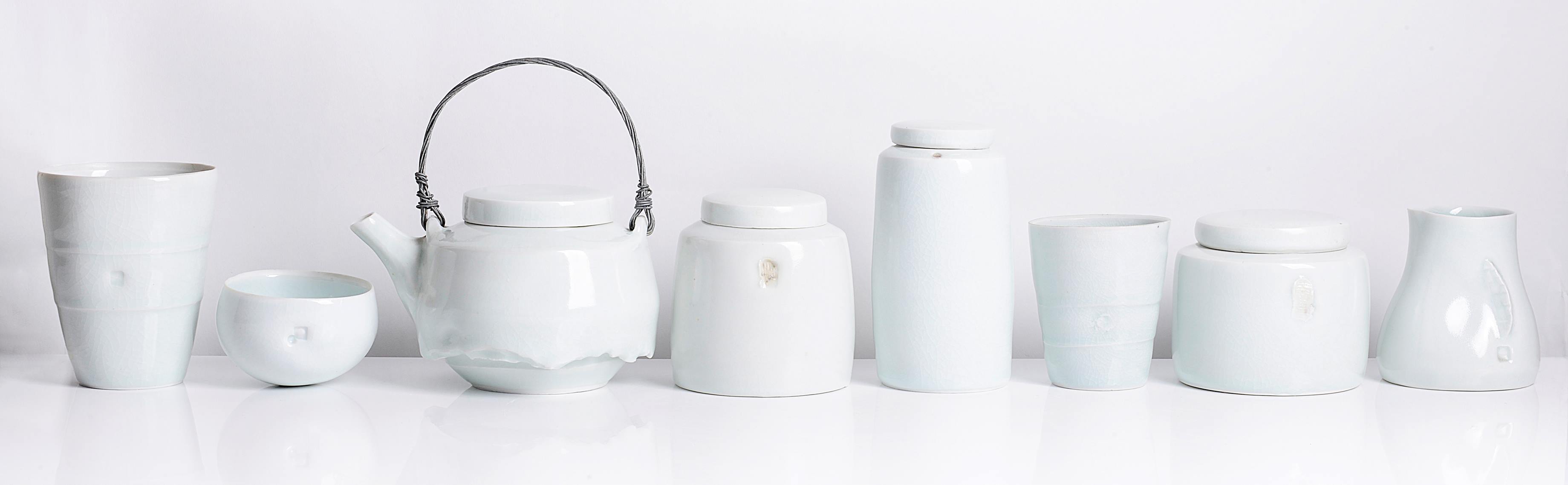 Edmund de Waal Porcelain Vessels - Maak Contemporary Ceramics