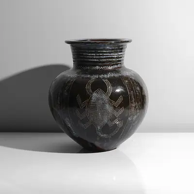 Ceramic artwork from Maak collection