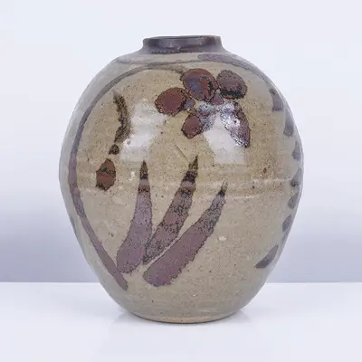 Ceramic artwork from Maak collection, Lot 3
