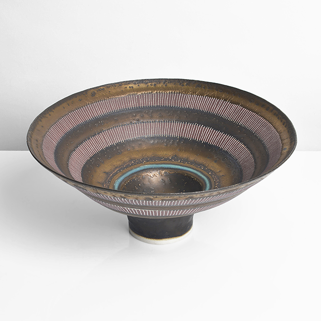 Discover artists at Maak gallery